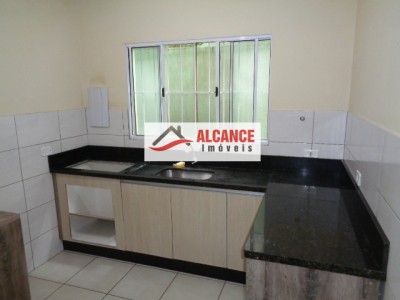 Sobrado com 3 quartos para alugar no Jd Celeste 